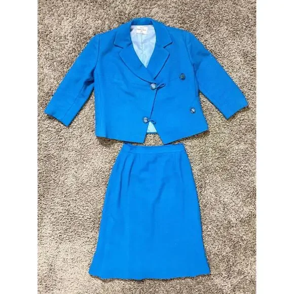 1940's Blue Wool Boucle Skirt Suit from a Vogue Paris Original size S/M - Picture 7 of 10